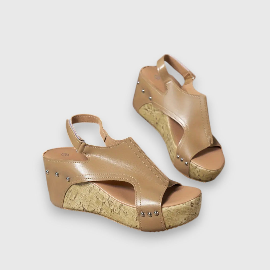 Mia | Retro Inspired Platform Sandals – Women’s fashion piece