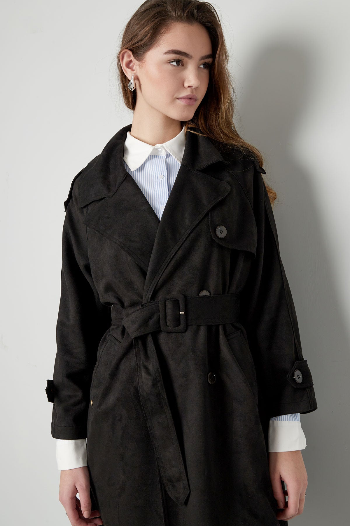 Isla Suede Trench Can Be Paired With Any Outfit