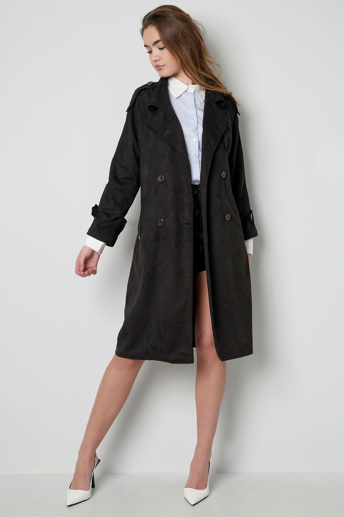 Isla Suede Trench Can Be Paired With Any Outfit