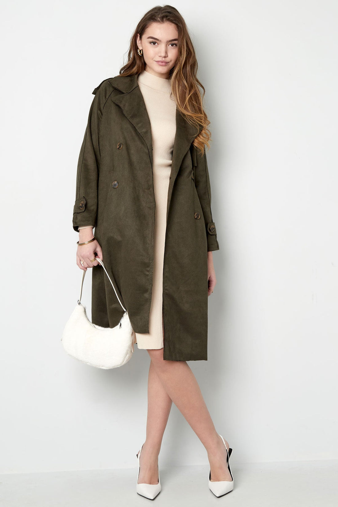 Isla Suede Trench Can Be Paired With Any Outfit – Women’s fashion piece