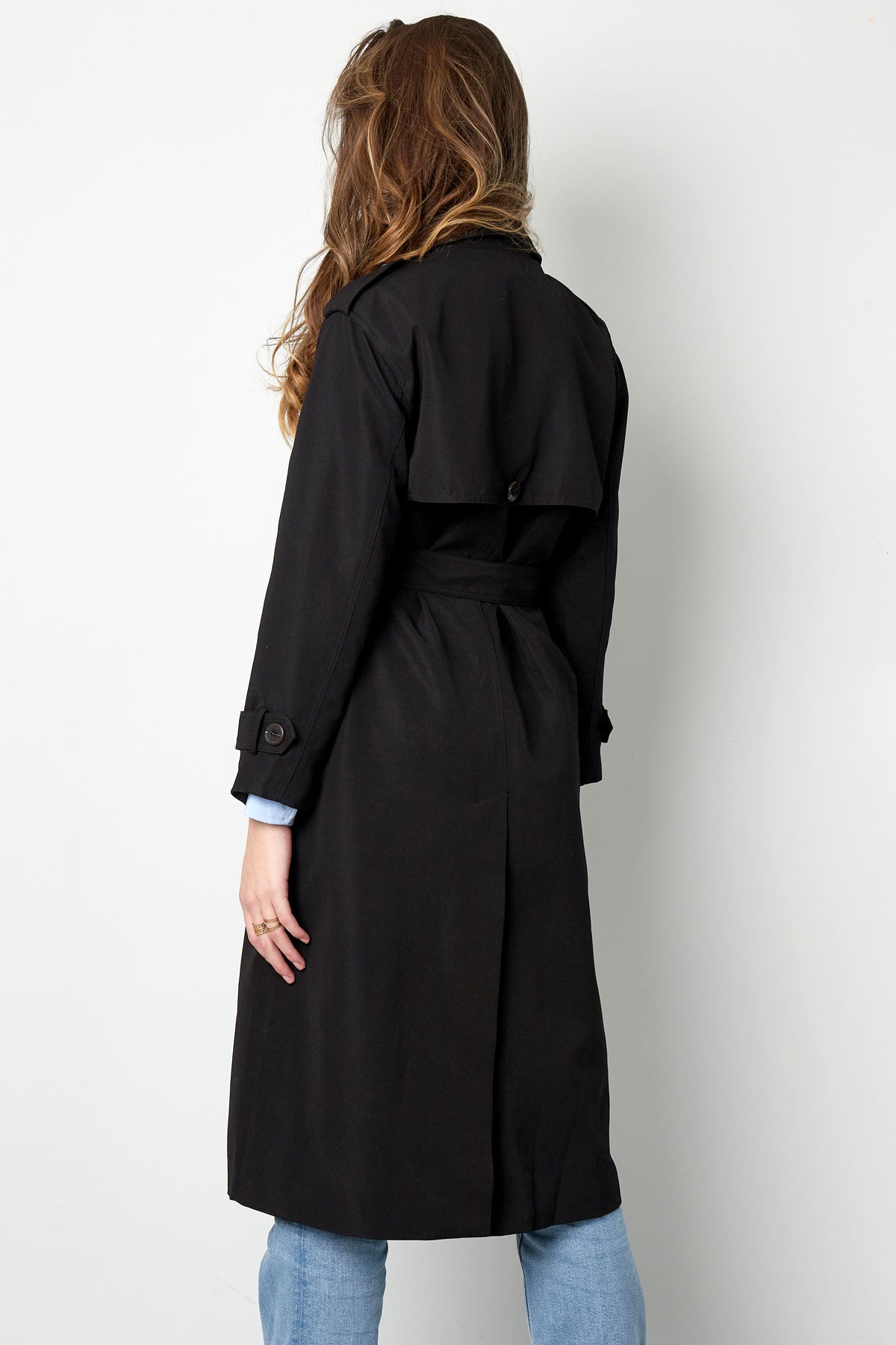 Isla Classic Trench Can Be Combined With Any Outfit