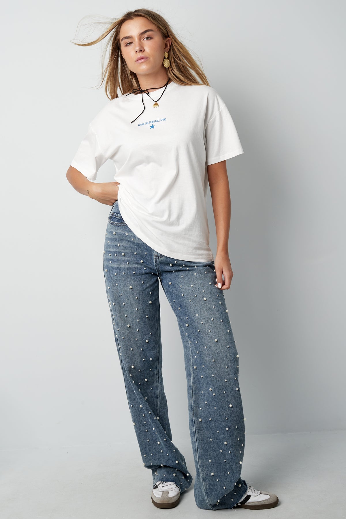 Nomad Island – Denim & Pearls