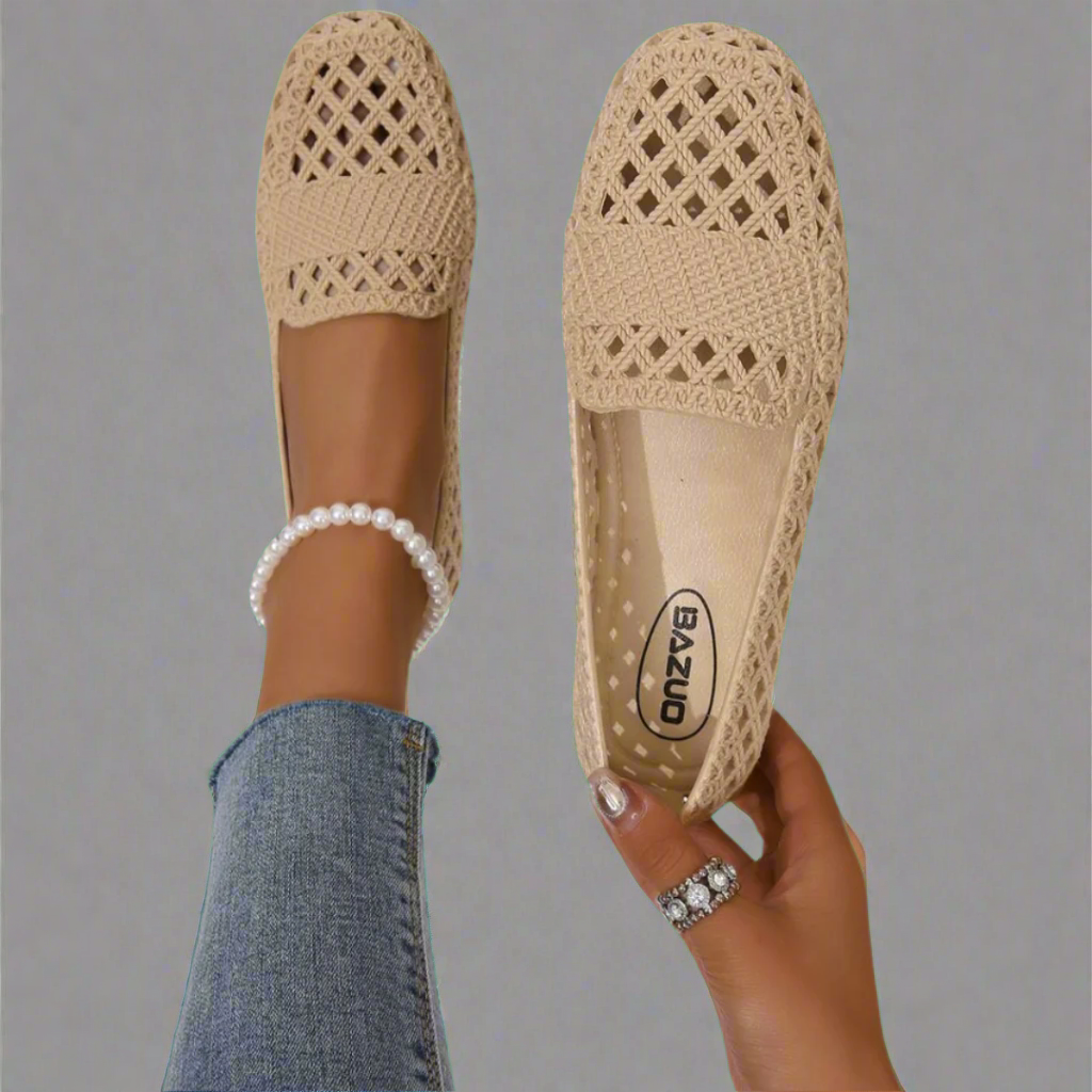 Luna Woven Slip On Flats – Women’s fashion piece