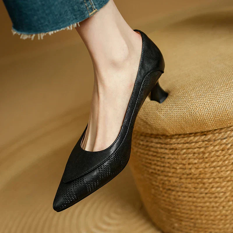 Siona Classic Mid Heel Pump