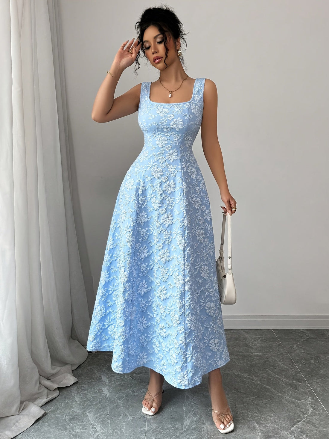 Elowen Bloom Square Neck Dress (almost Sold Out) – Women’s fashion piece