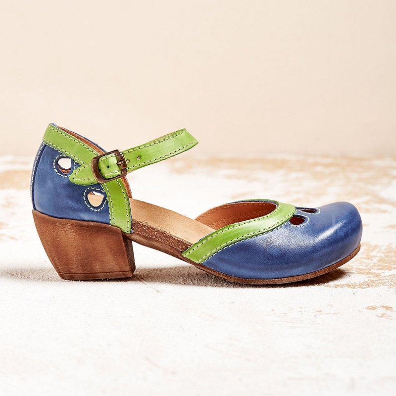 Daisy Retro Charm Mary Jane Heels – Women’s fashion piece