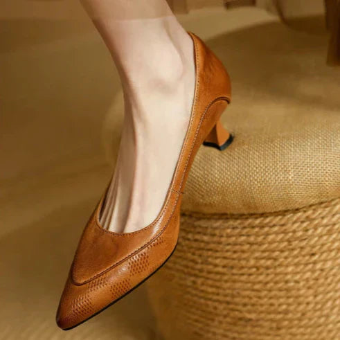 Siona Classic Mid Heel Pump