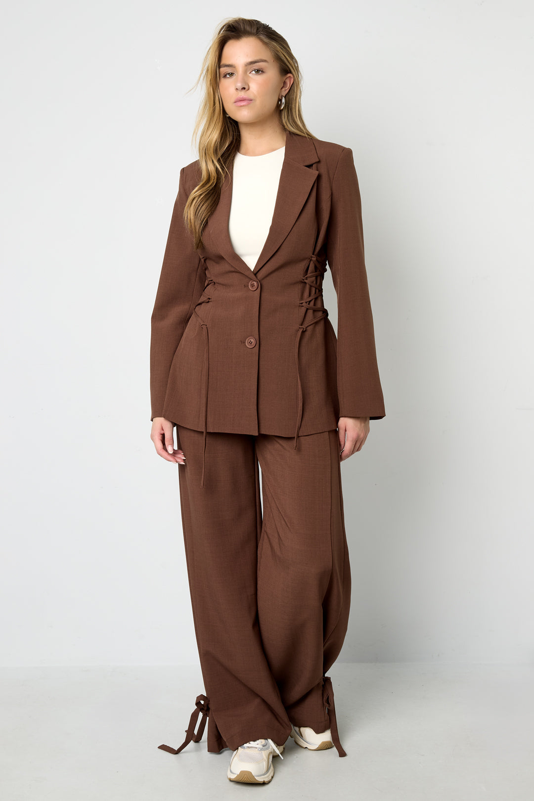 Isla Elegant Chic Suit – Women’s fashion piece