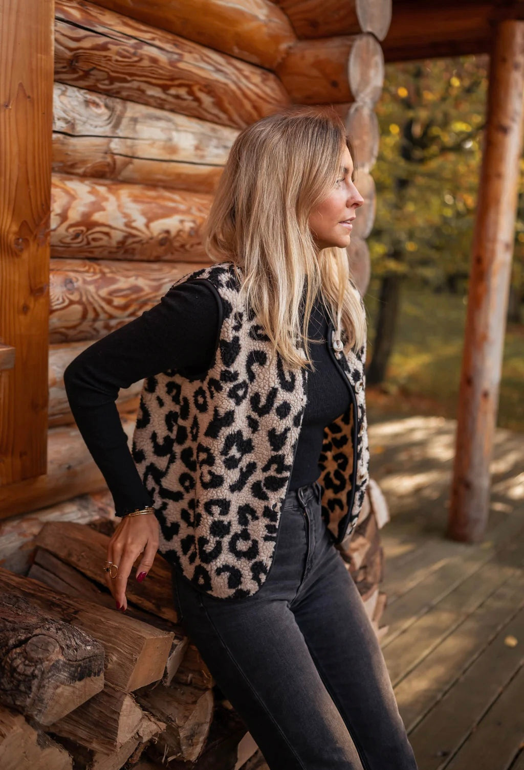 Abby – Leopard Sherpa Vest – Women’s fashion piece