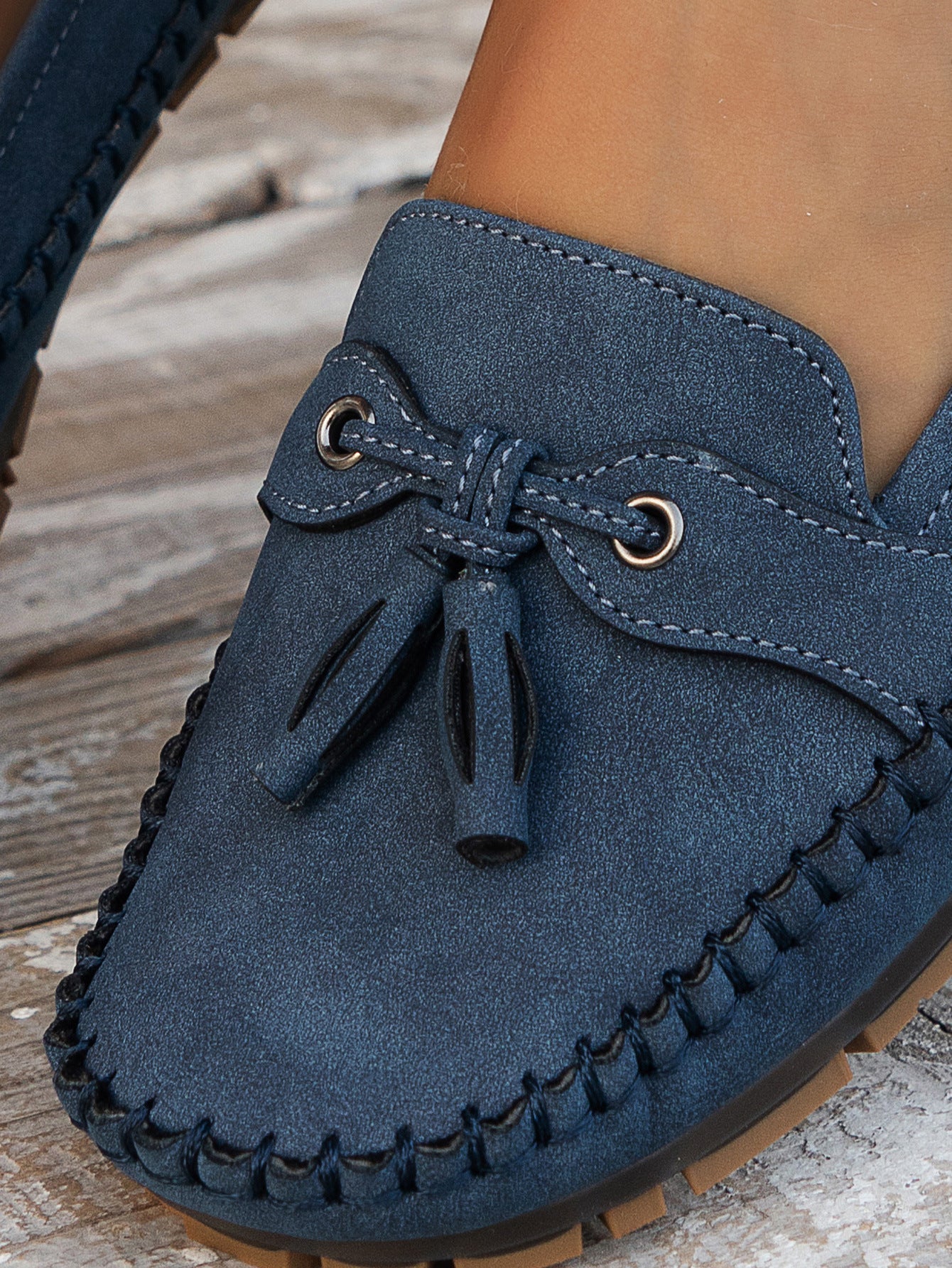 Coastal Comfort – Moccasin Style Loafers