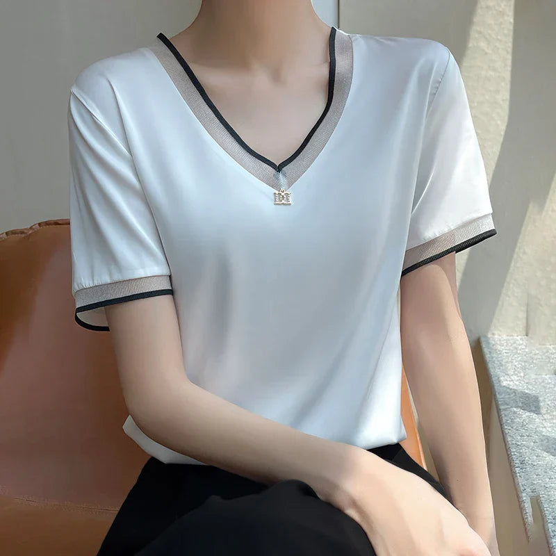 Charlie Contrast Trim V Neck Blouse – Women’s fashion piece