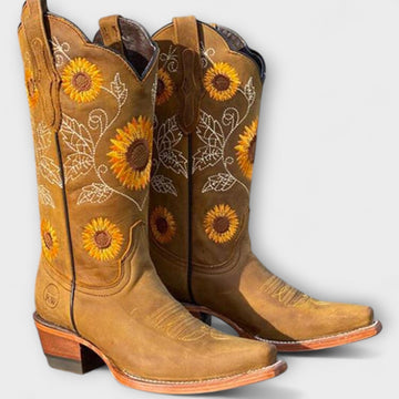 Sunbloom Style Western Boots – Women’s fashion piece