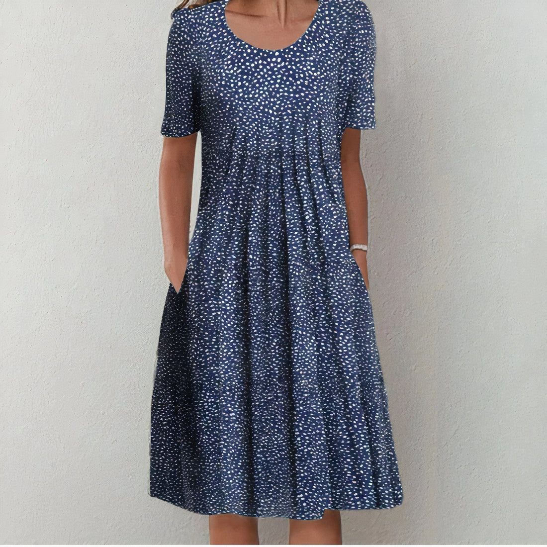 Lizzy | Elegant Dress (almost Sold Out) – Women’s fashion piece