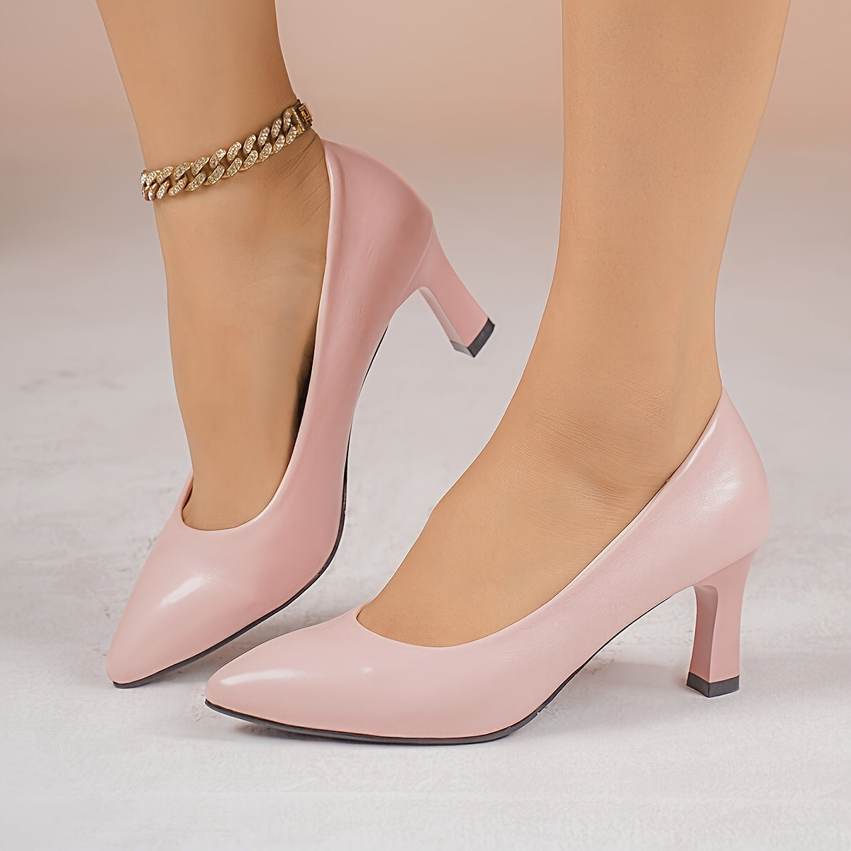 The Classic Comfort Mid Heel Pumps