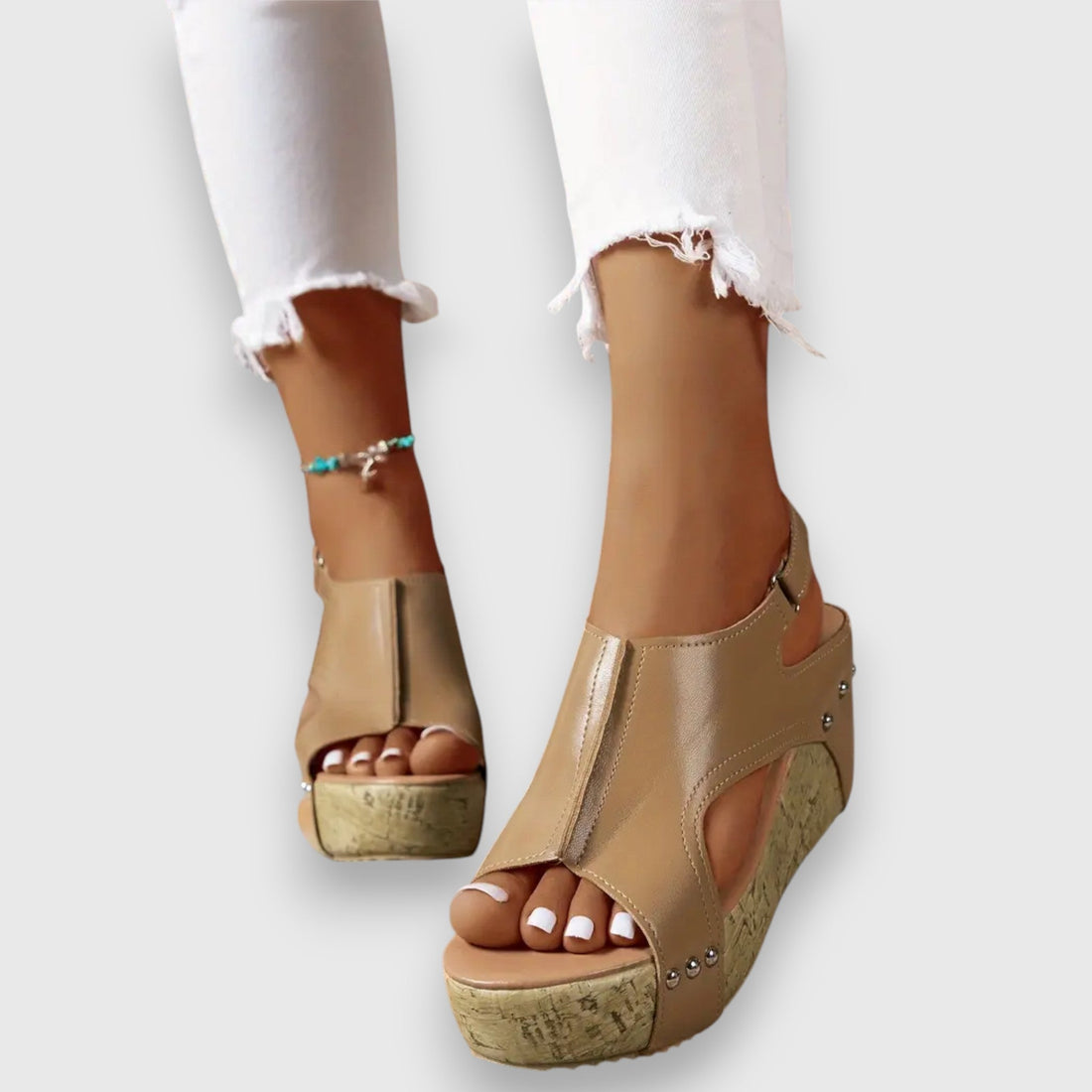 Mia | Retro Inspired Platform Sandals – Women’s fashion piece