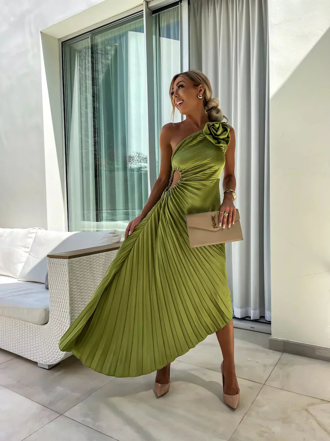 Camila | Romantic Flower Dress – Women’s fashion piece