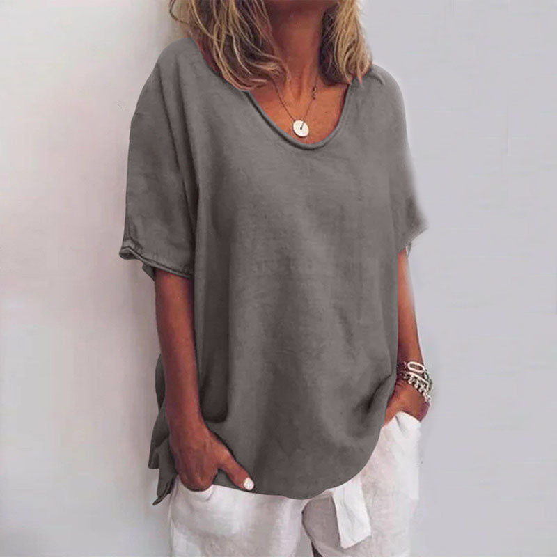 Clara – Relaxed Everyday Tee – Women’s fashion piece